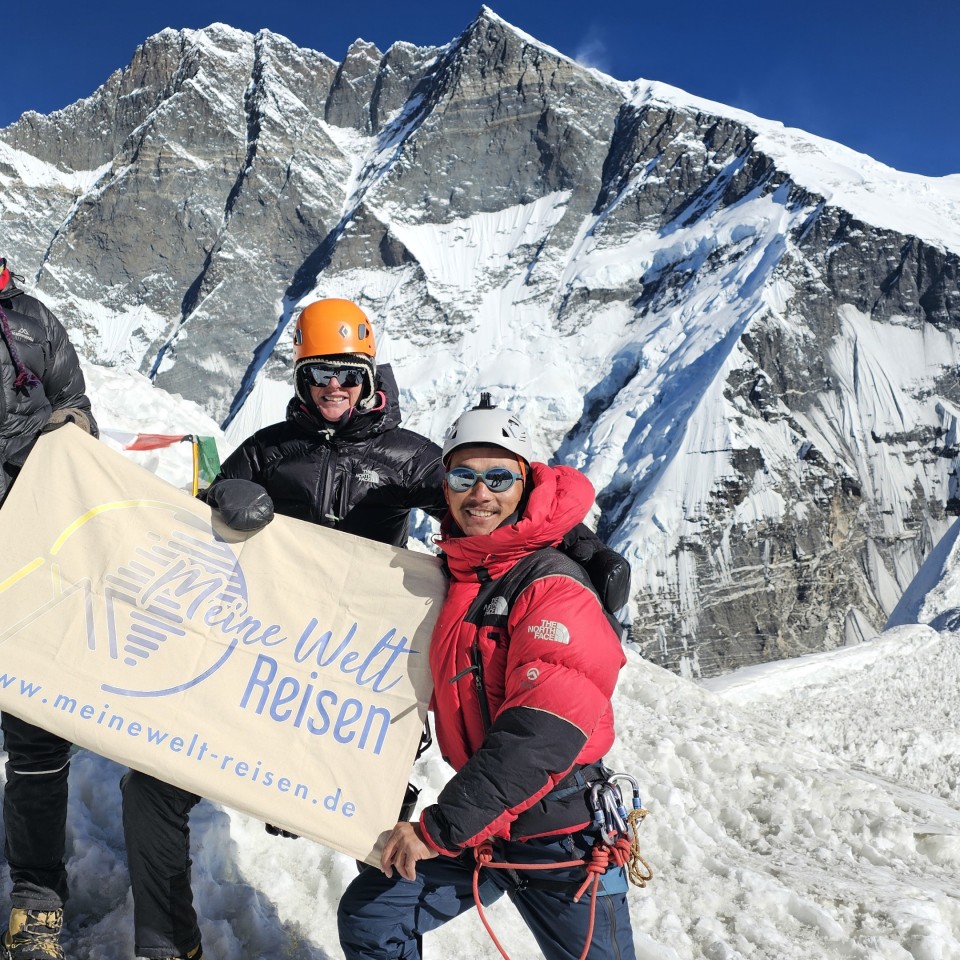 Mount Everest Trek & Island Peak